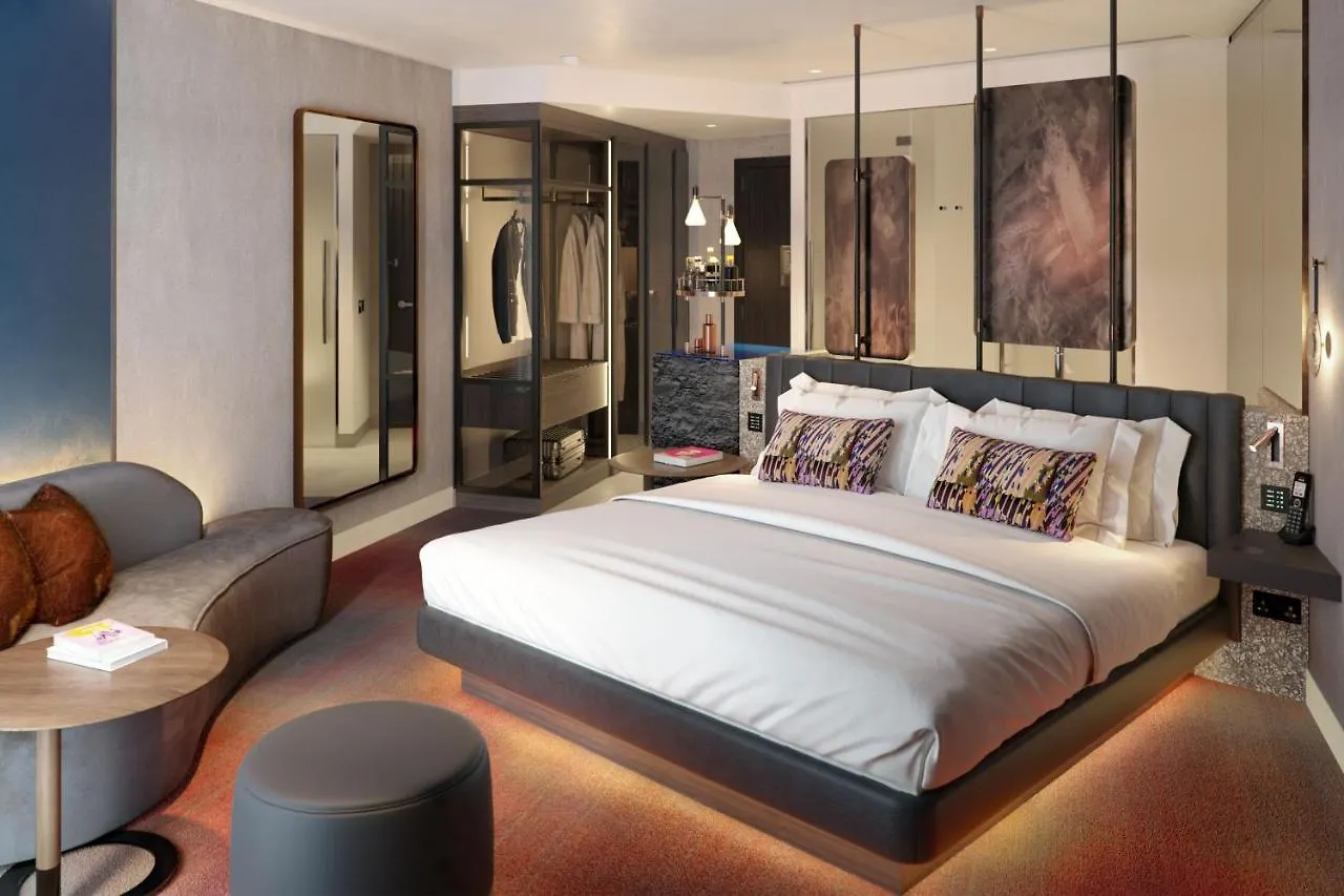 W Edinburgh Hotel 5*,