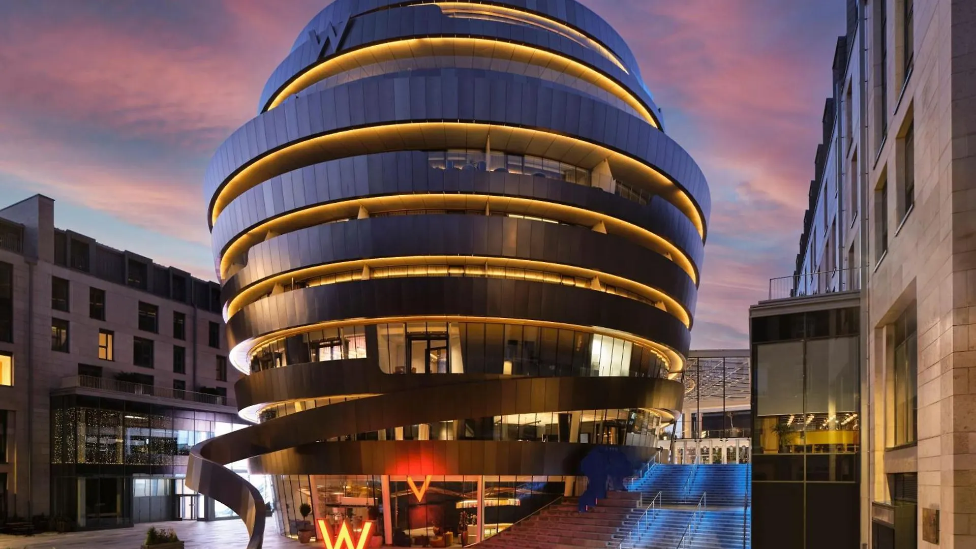 W Edinburgh Hotel